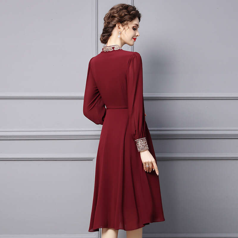 2024 Autumn New Dress Pear shaped Body Stand up Collar Embroidered to Cover the Stomach and Look Thin Long Sleeve Medium length Skirt