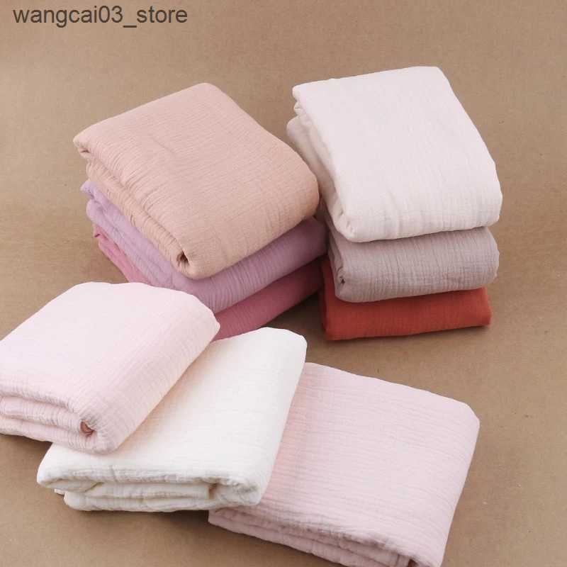 Blankets Swaddling 120120cm Muslin Swaddle Crinkle Cotton Gauze Ruffle Baby Burp Cloths Baby Blanket Throw Blanket Muslin Diapers Babi Bath Towel L240