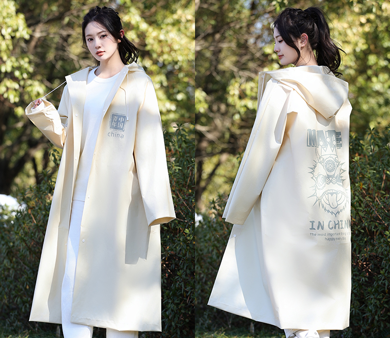 Intelligent breathable adult raincoat bids farewell to stuffiness and discomfort
