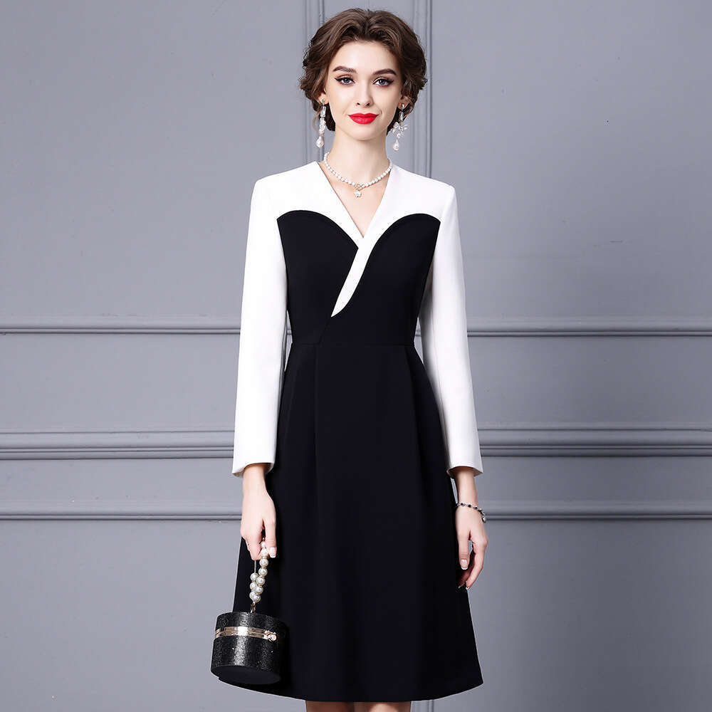 long sleeved for women autumn 2024 new style dignified and atmospheric pear shaped figure high-end black A-line dress