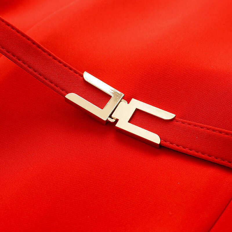 commuting slimming dress 2024 new womens summer temperament square neck red short sleeved waist A-line skirt