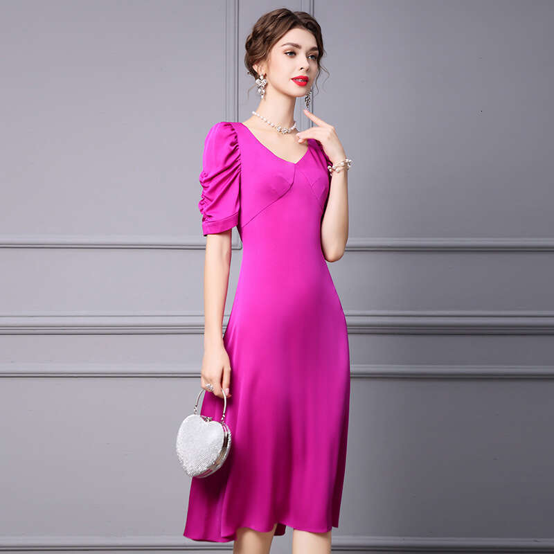 Cool High End Dress 2024 New Womens Summer Thin Style Bubble Sleeves V-neck Medium length A-line Skirt