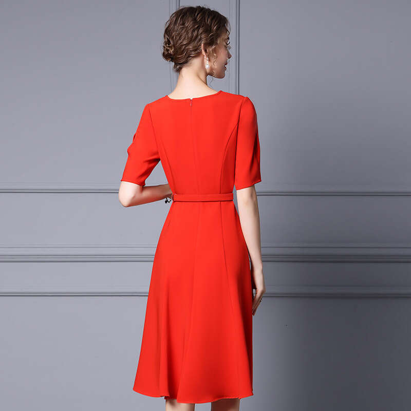 commuting slimming dress 2024 new womens summer temperament square neck red short sleeved waist A-line skirt