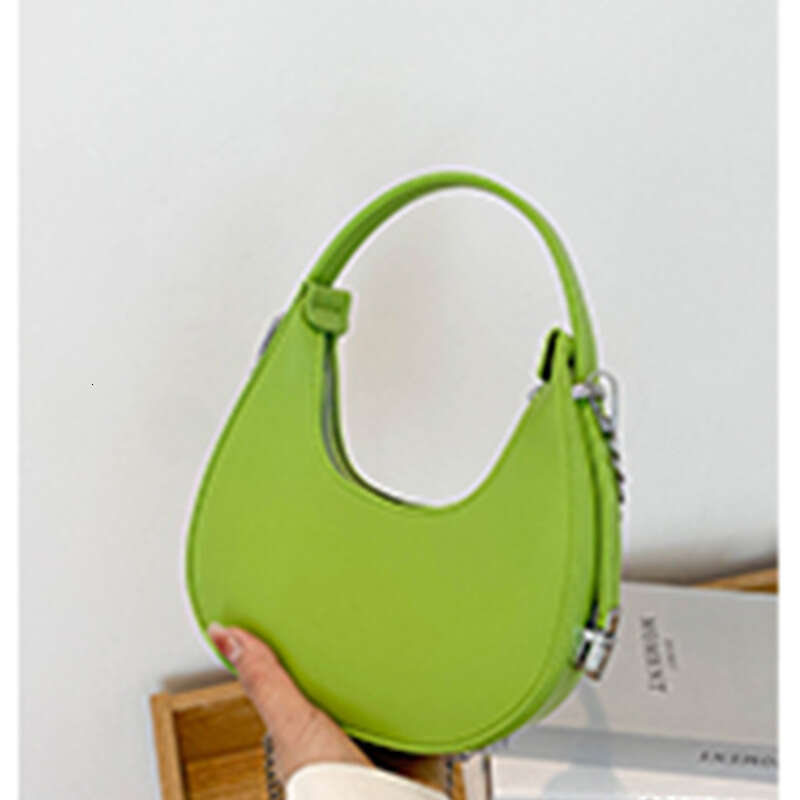 Chain Summer Versatile Underarm Luxury and Small Crowned Crescent Women's Fashion One Shoulder Diagonal Straddle Bag