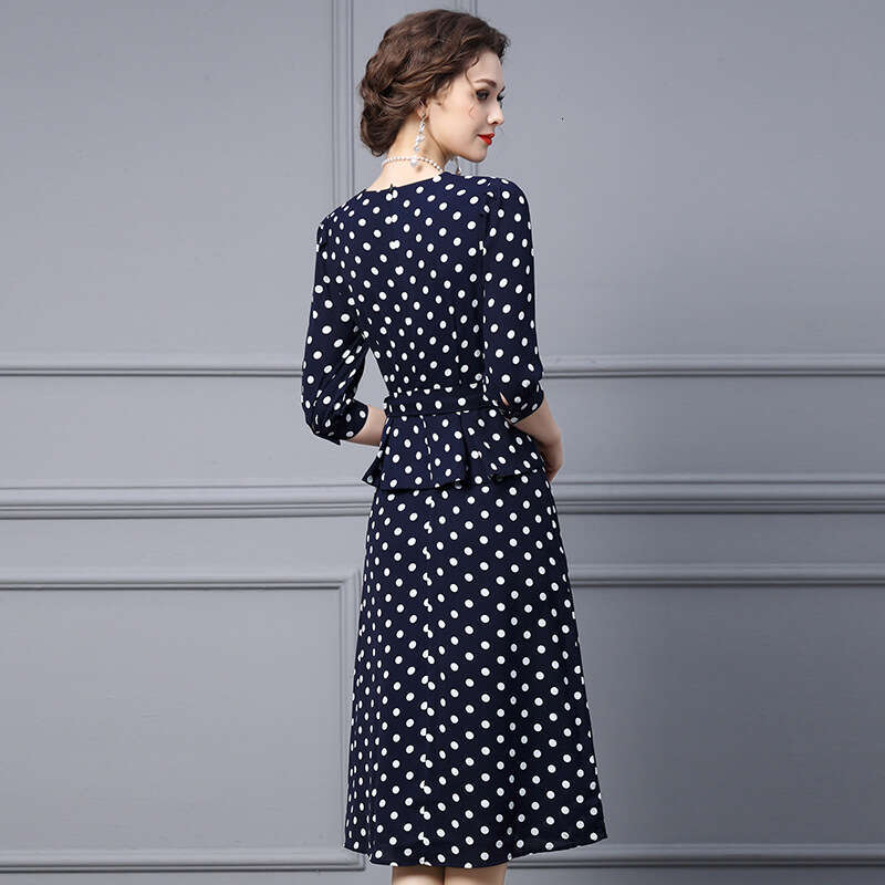 polka dot dress autumn women 2024 new temperament goddess style tall bubble sleeve waist cinching skirt