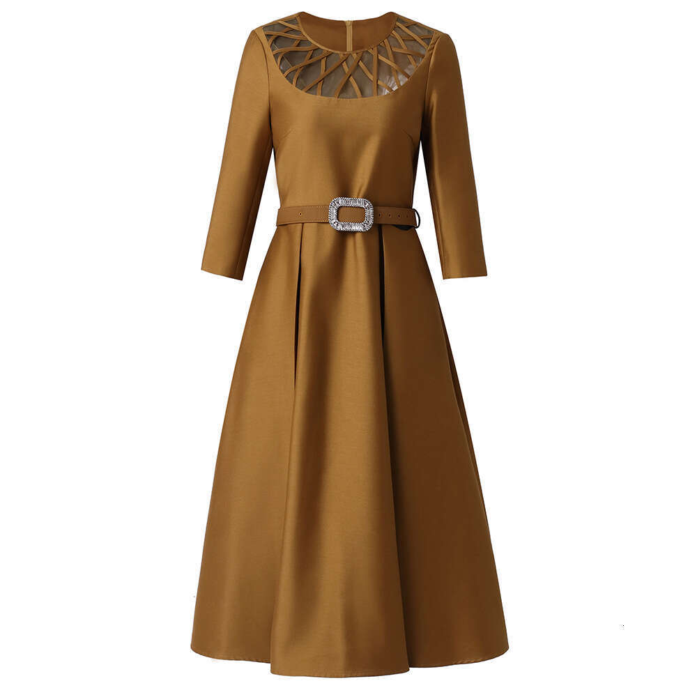 This year popular for beautiful dresses in autumn. The mesh cut-out splicing is elegant and feminine with a hanging umbrella style dress