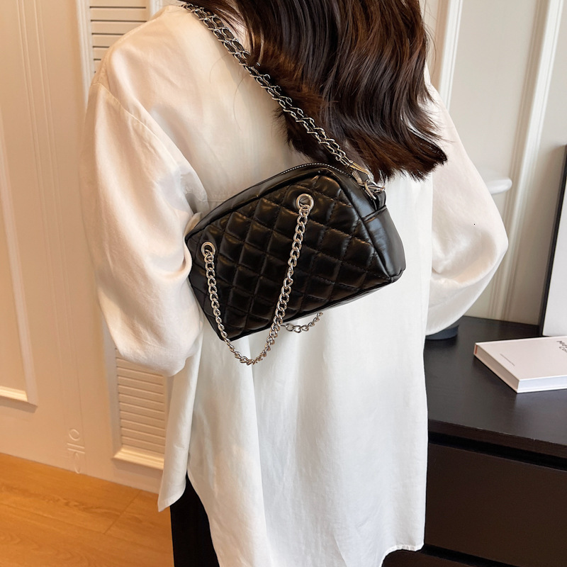 New Women's Fashion Crossbody Casual Simple Shoulder Chain Trendy Small Square Bag