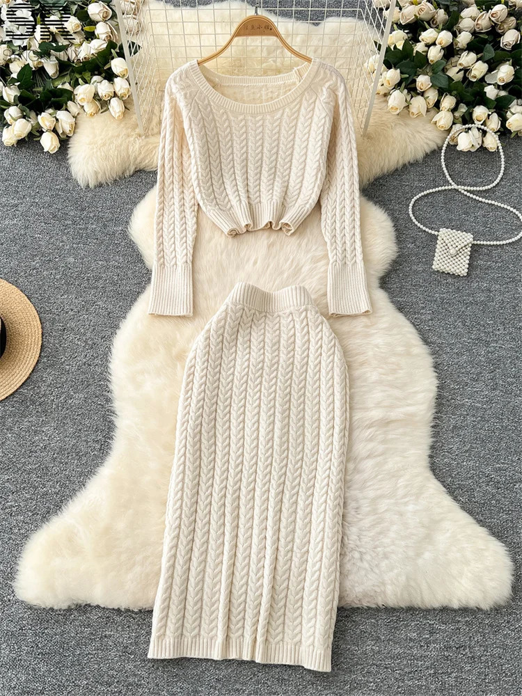 SINGREENY Winter Warm Knitted 2-piece Womens Long sleeved O-neck Short sleeved SweaterElastic Waist Skiing Autumn High end Sexy Set 241011