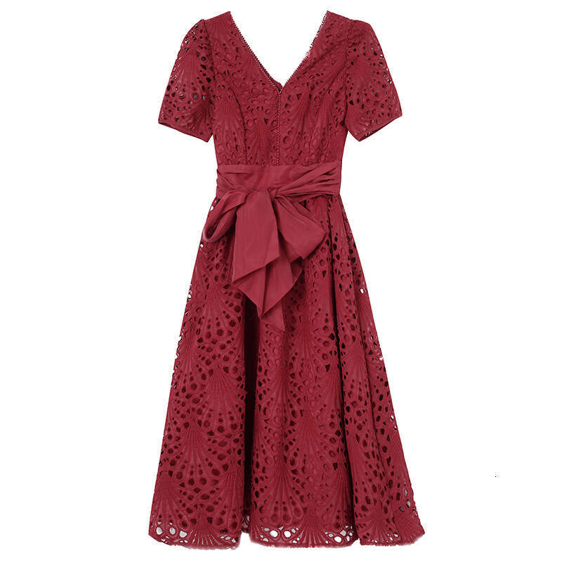 white dress 2024 new womens summer V-neck belt with cinched waist for slimming fairy lace A-line skirt