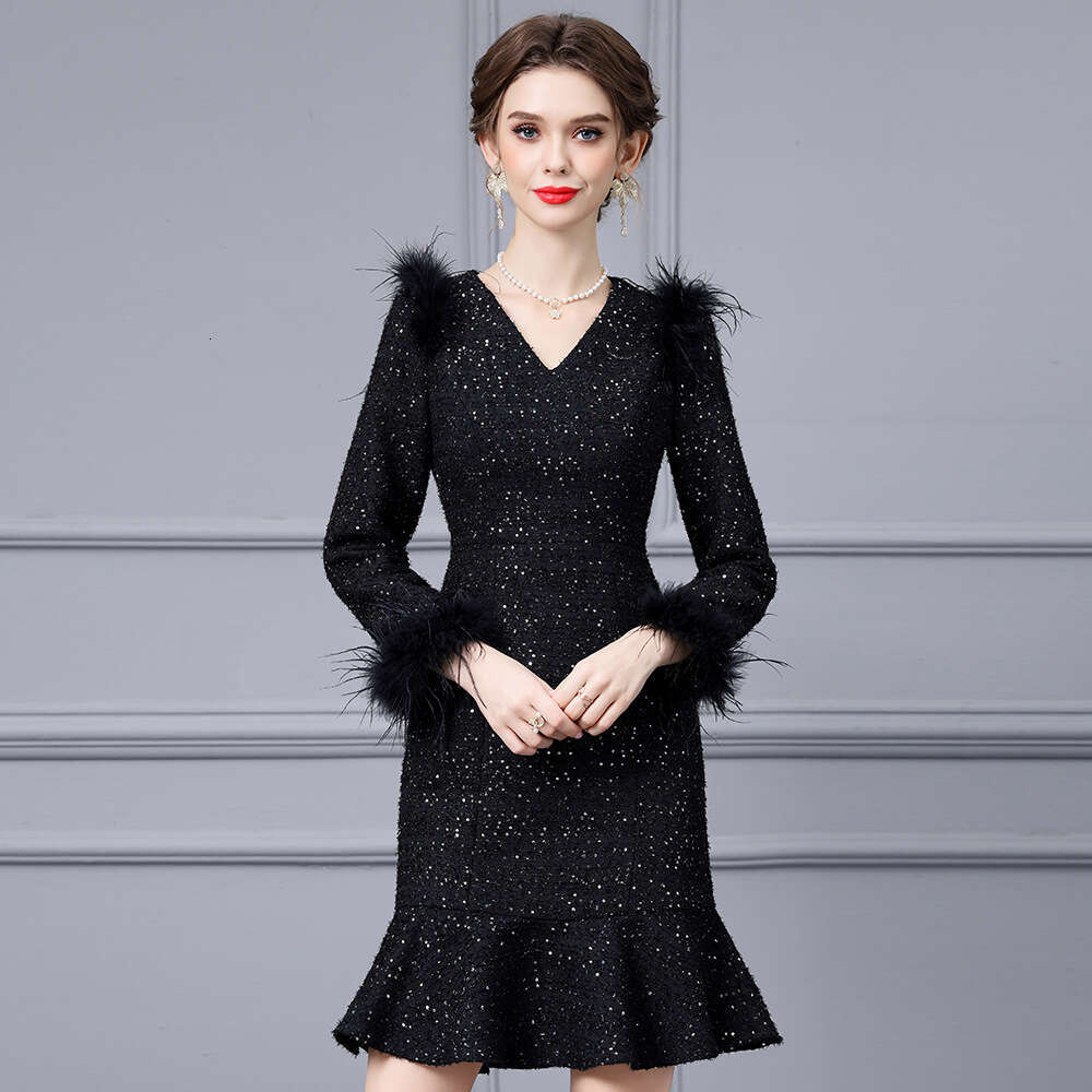 high-end dress with luxurious temperament ostrich fur handmade diamond inlaid broad wife fishtail skirt 2024 autumn new collection