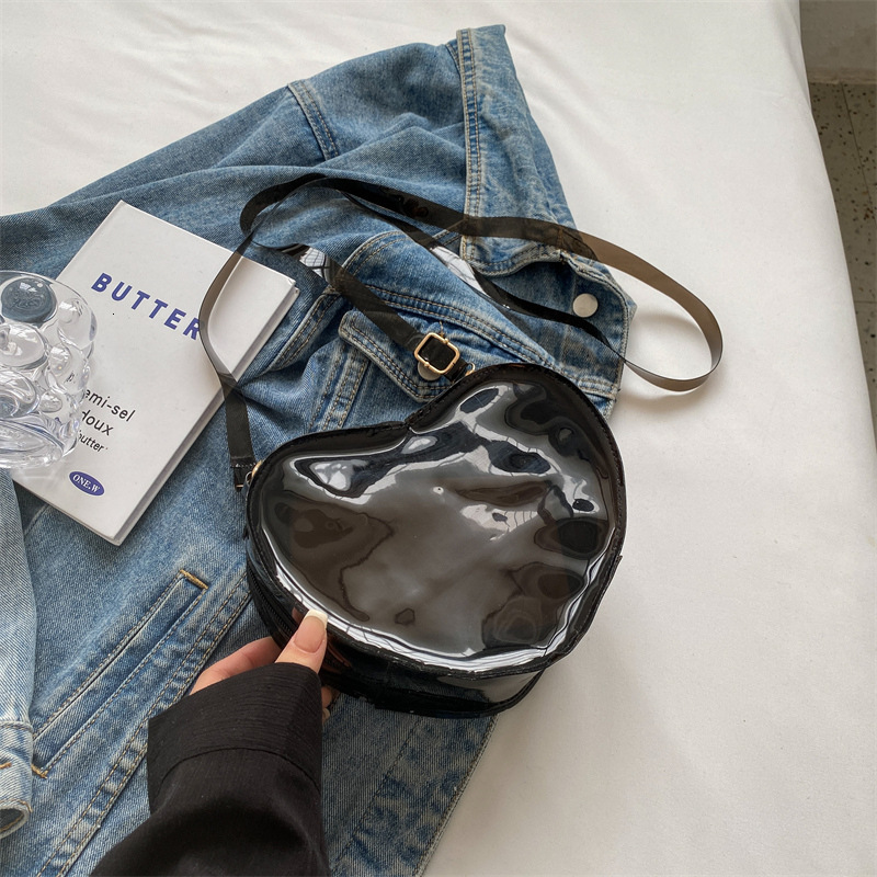 Fashionable and minimalist crossbody casual shoulder new style, love bag, popular chain bag for women this year