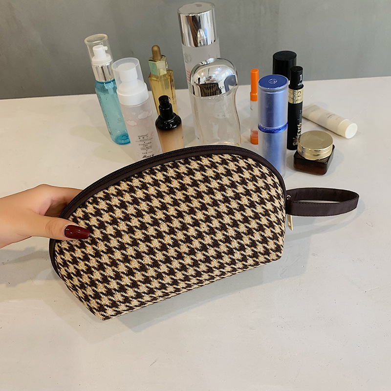 Tote bag new small fragrant woolen makeup bag travel change toiletry bag portable phone storage bag lipstick small bag
