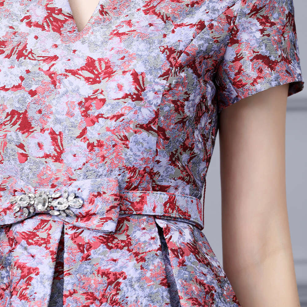 French elegant temperament V-neck jacquard fabric waist cinching slimming A-line printed dress 2024 autumn new item