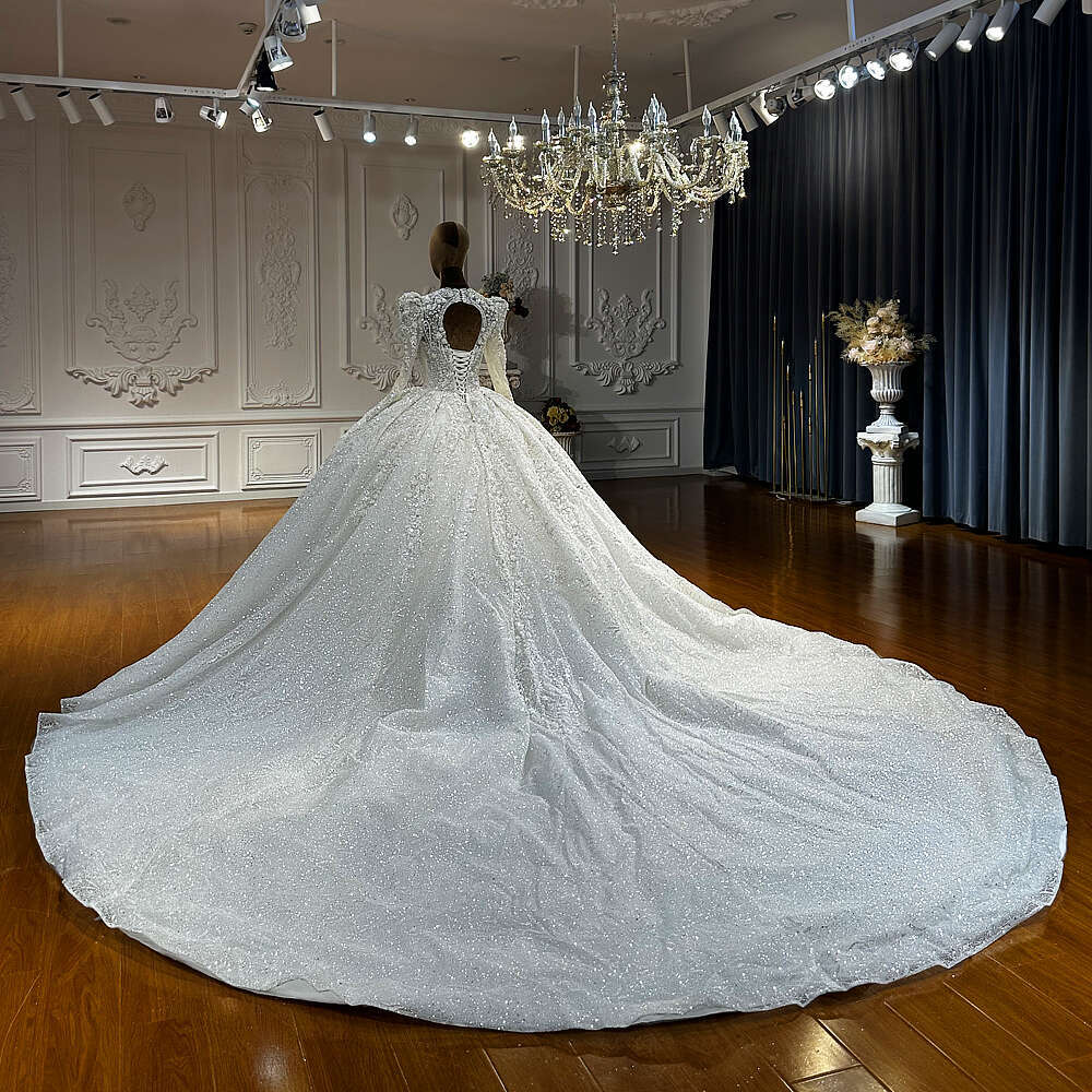 Amanda Novias Long Sleeves Wedding Dress R009