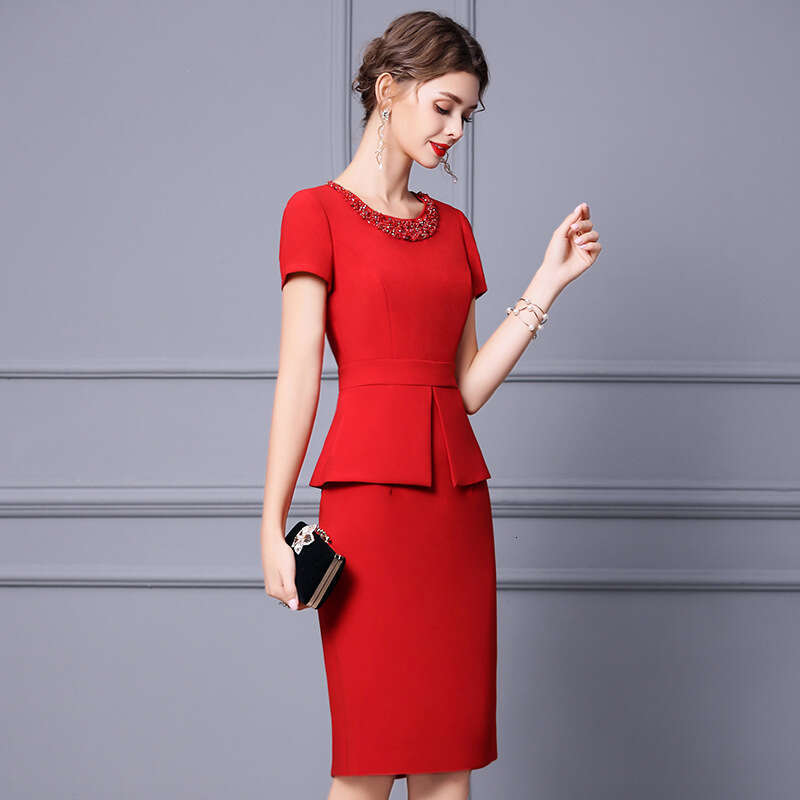 high-end summer dress with a light mature style nail drill waist cinching and slimming red dress 2024 new style