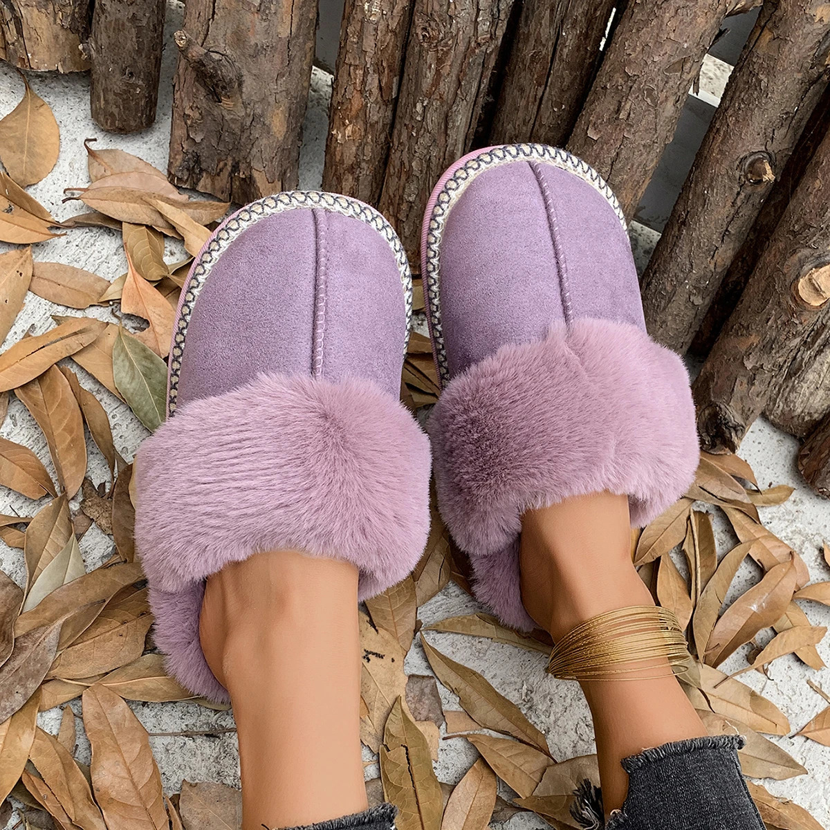 Autumn and winter fashion faux fur slider for women closed soft sole cotton slider for women comfortable and fluffy plush tablet home slider for women