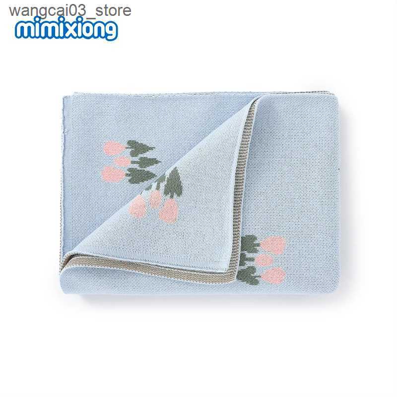 Blankets Swaddling Baby Blankets Newborn Swaddle Wrap 90*70cm Knitted Infant Boys Girls Monthly Crib Cellular Four Seasons Childrens Cotton Quilts L24
