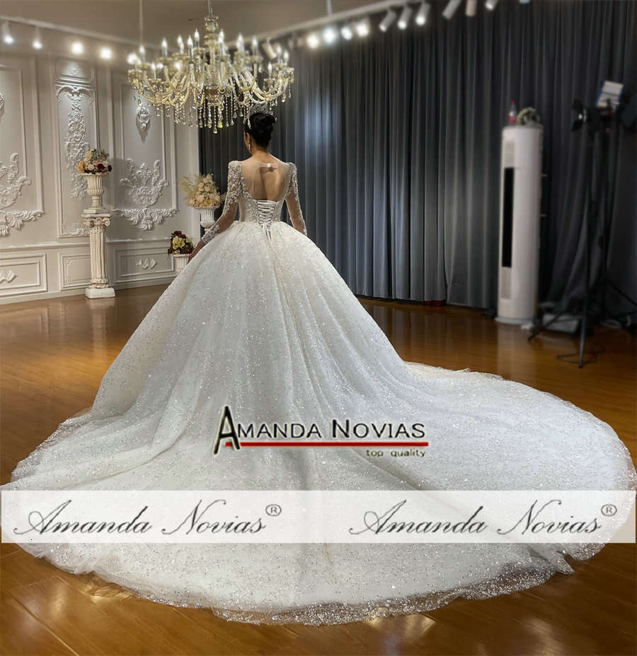 Beading Lace Wedding Dress With Detachable Necke