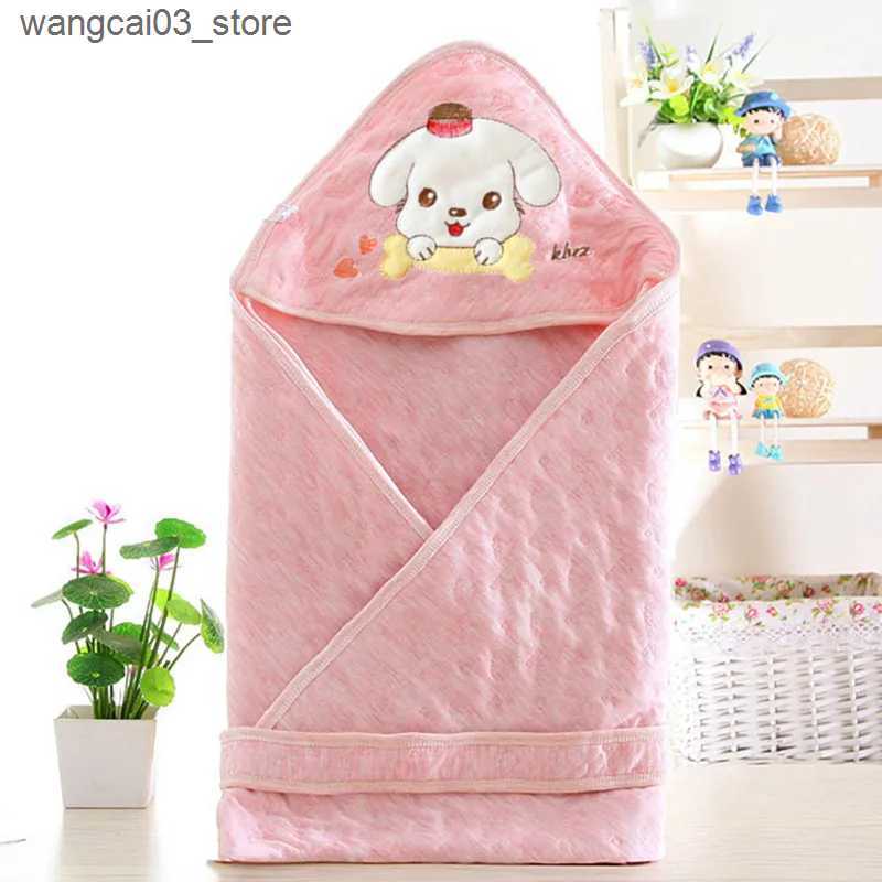 Blankets Swaddling Baby Blanket Swaddling Newborn Super Soft Cotton Square Envelop Swaddle Hooded Embroidery Parisarc Set Infant Bedding Blankets L240