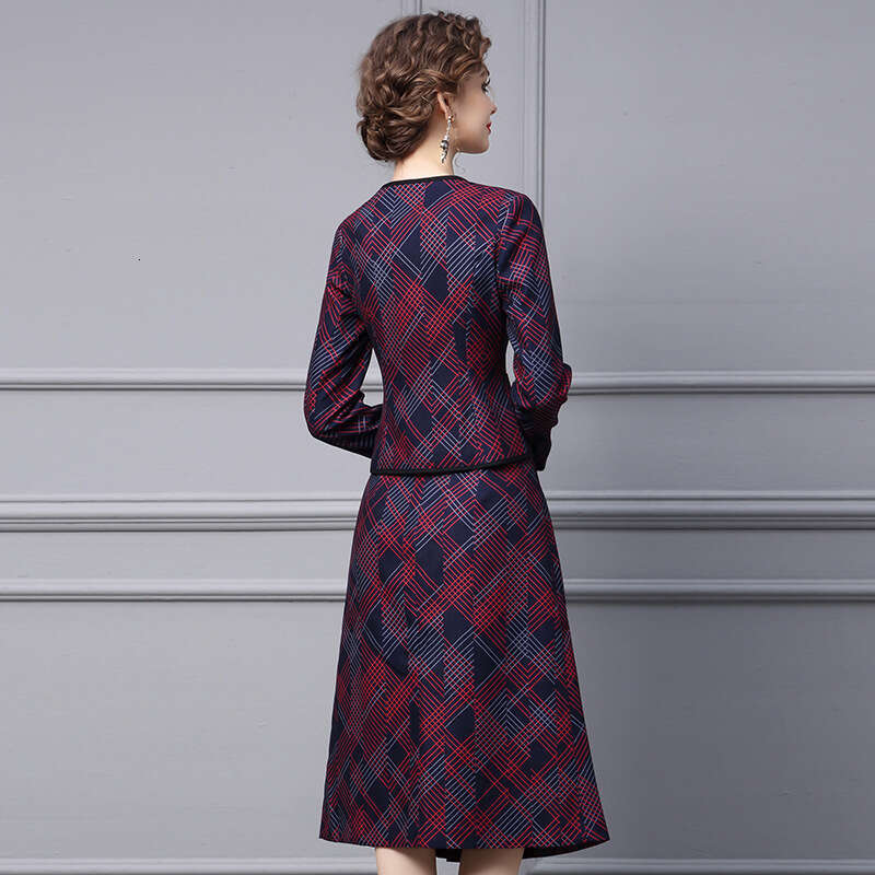 Fashion Skirt for Women 2024 Autumn New Collection with Grid Pattern Round Neck Waist Collection Long Sleeve Coat Two Piece Set