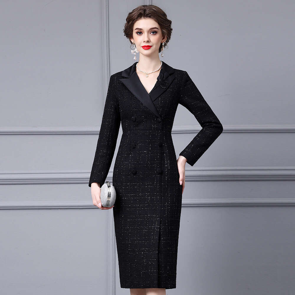 Smart high-end socialite temperament floral suit collar thick tweed to show off weight autumn hip hugging dress 2024 new style