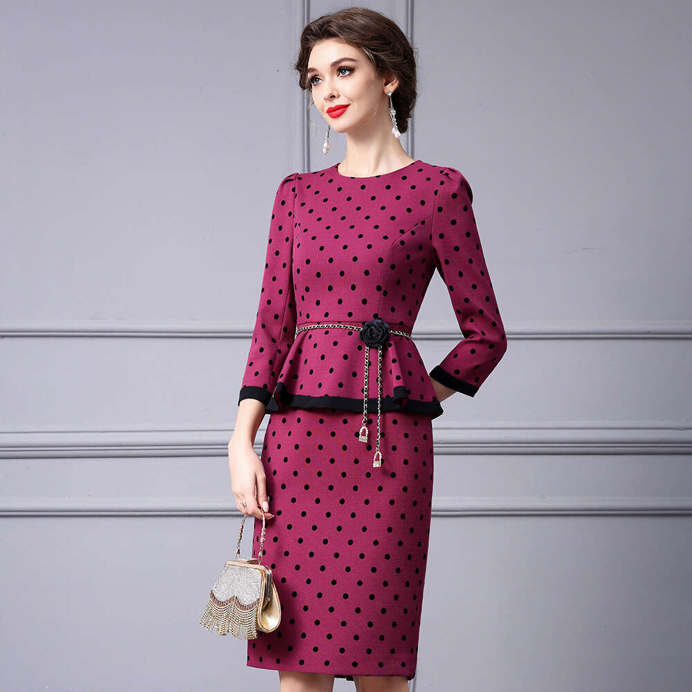 2024 Autumn Collection New Lotus Leaf Edge Splicing Slimming and slimming Style Womens Flavor Dot Fake Two piece Dress