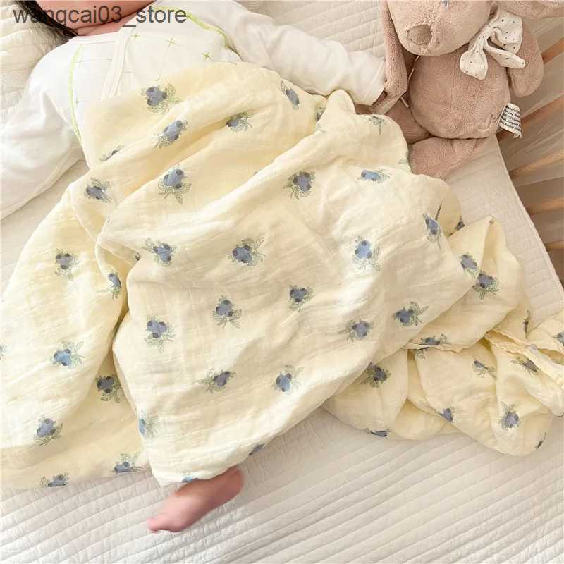 Blankets Swaddling Baby Newborn Blueberry Print Cotton Muslin Swaddle Blanket Muslin Wrap Baby Burp Cloth Towel Scarf Muslin Diapers Baby Stuff L24091