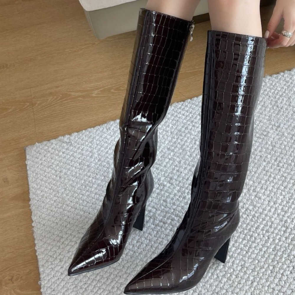 Crocodile Patterned Fashion Boots High-heeled Boots Cross Knee Knight Boots Pointed Toes High-heeled Heels Slim Martin Boots 240826