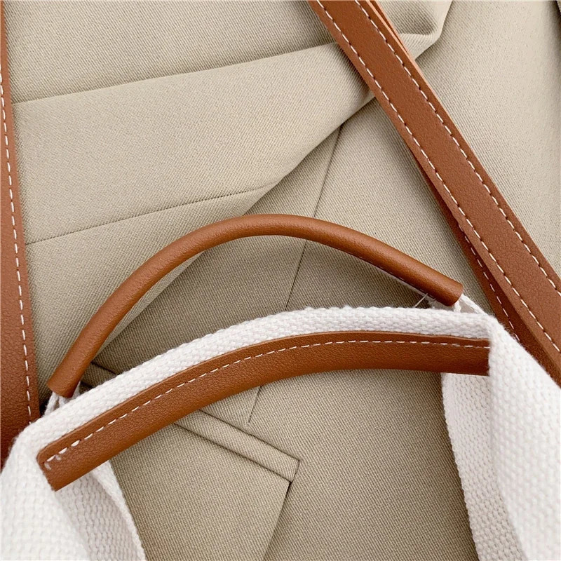 Niche Canvas Bag Autumn/Winter Fashion Edition Handbag Large Capacity Korean Communication Handbag 241008