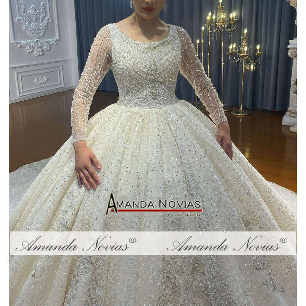NS4368 New Style Appliques Long Train Wedding Dress