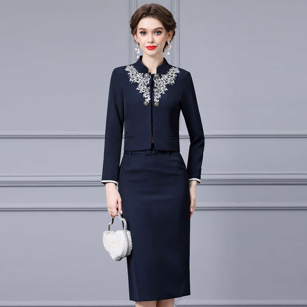 New Chinese style Hand Embroidered Small Stand up Collar Short Coat with Belt Half body Bag Hip Skirt Two piece Set 2024 Autumn