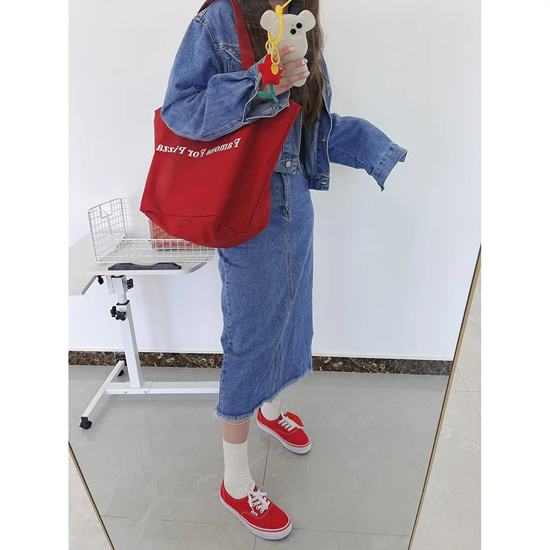 Red Large Capacity Letter Canvas Bag Korean Edition Womens Simple Solid Handbag Leisure Commuting Shopping Bag 241008