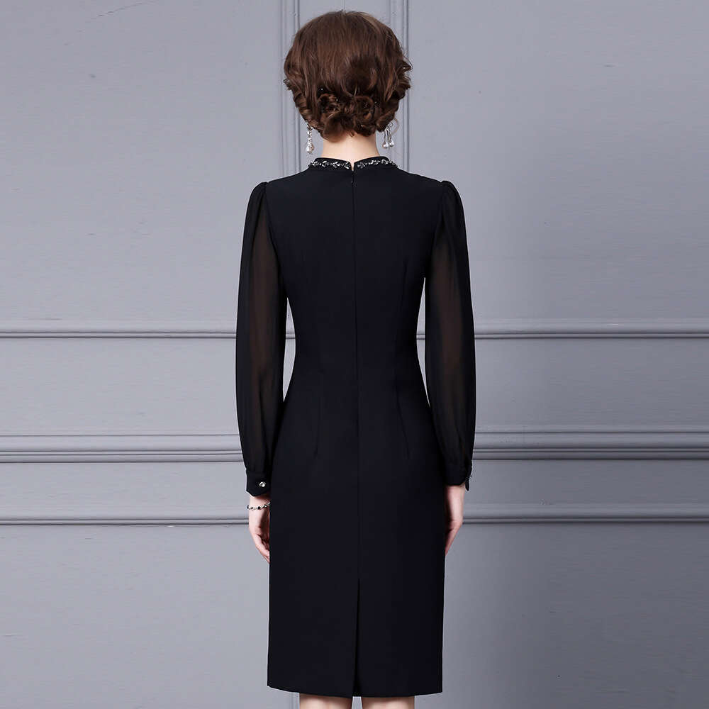 long sleeved dress for women 2024 new autumn outfit bubble sleeves stand up collar studded diamonds paired with a coat to show off thinness and wrap