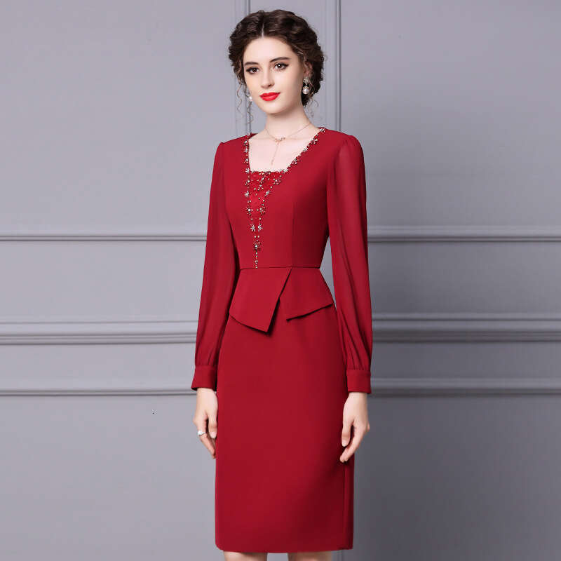 Red Dress Autumn New Collection 2024 High end Nail Diamond Formal Occasion Knee Over Hip Wrap Skirt