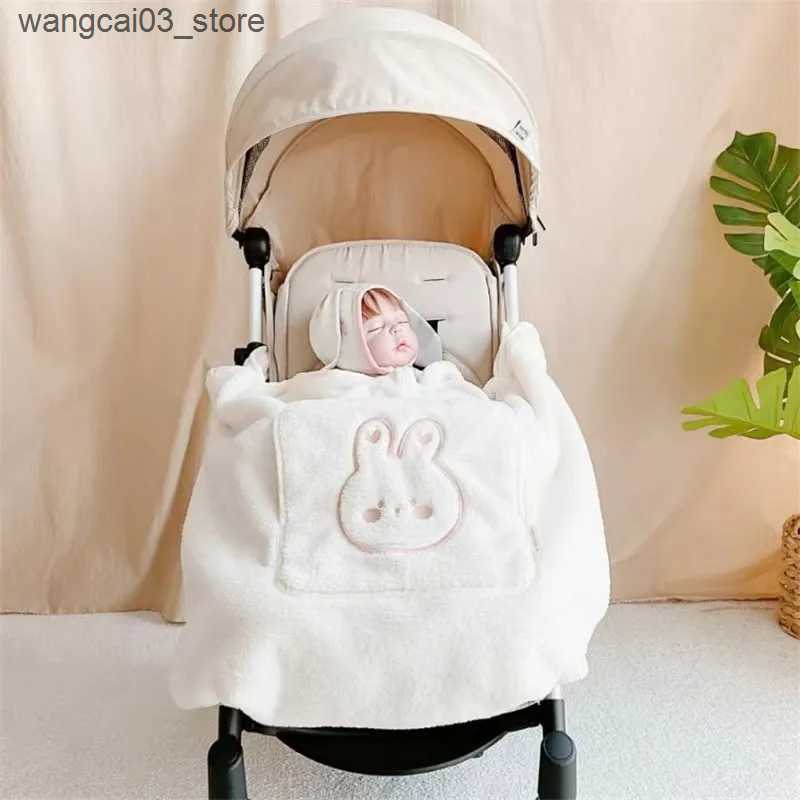 Blankets Swaddling Flannel Windproof Baby Blanket Coral Fleece Stroller Cover Bear Winter Kids Blankets Infant Nap Warm Quilt Swaddle Wrap L240910