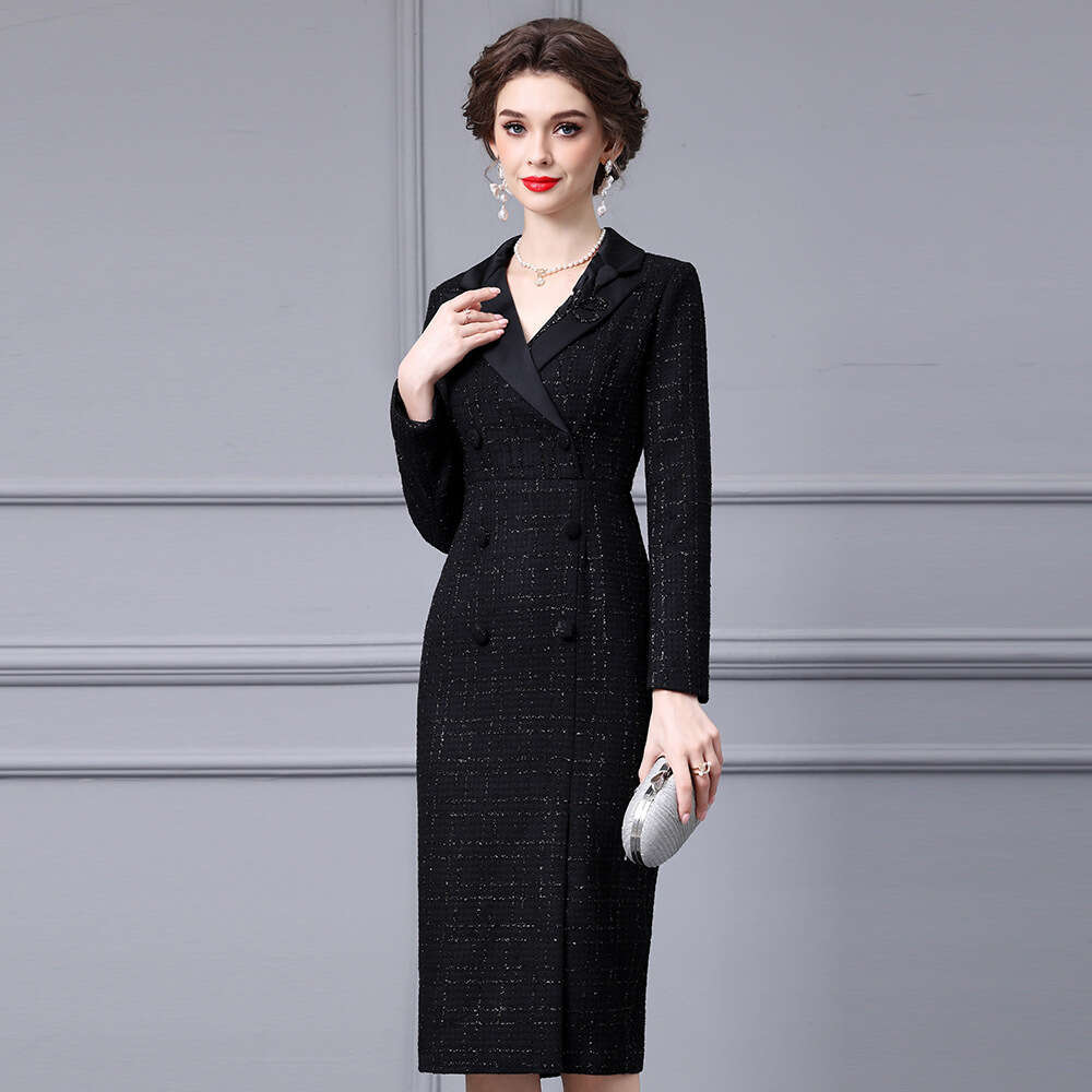 Smart high-end socialite temperament floral suit collar thick tweed to show off weight autumn hip hugging dress 2024 new style