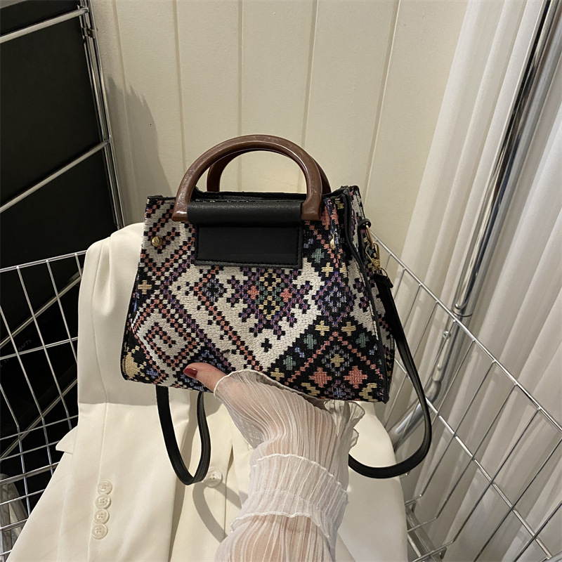 New Fashionable Handbag Korean Edition Crossbody Women's Casual Simple Trendy Shoulder Bag