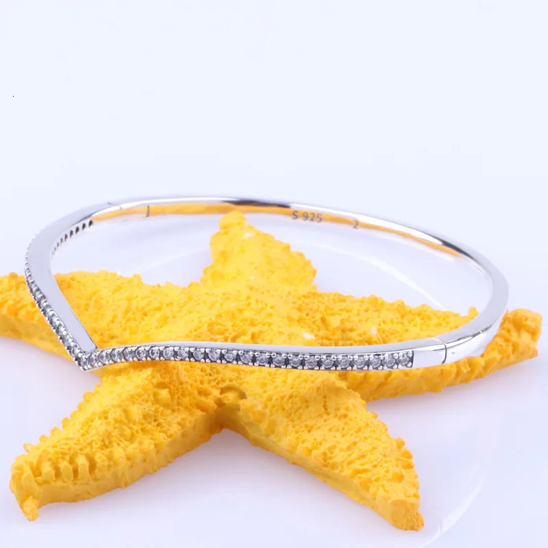 Free delivery genuine 925 sterling silver sparkling bone bracelet suitable for womens jewelry with original charm polished bracelet 241007