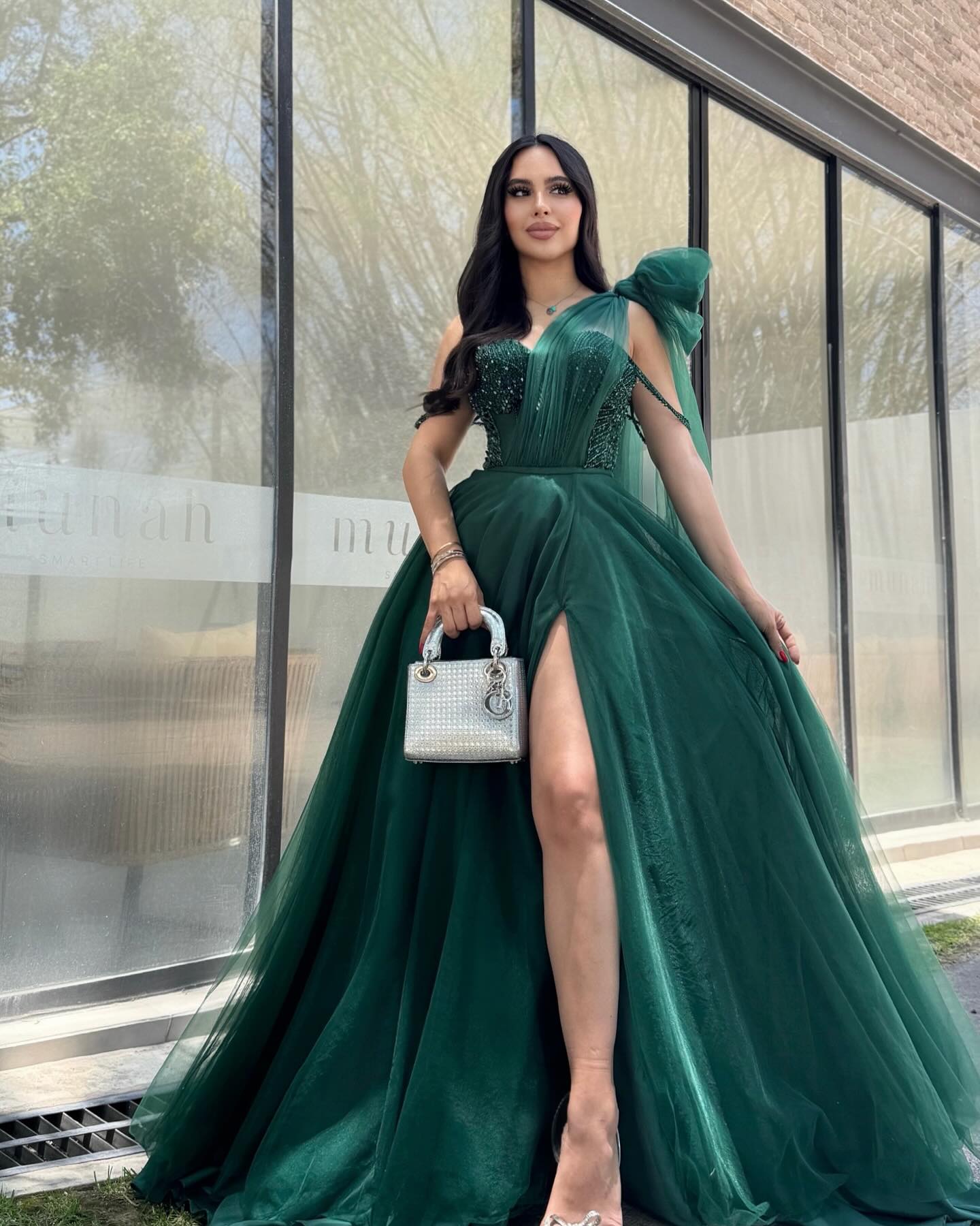 Elegant Hunter Green Prom Dress A E Beading Bodice Evening Dresses Tulle Shoulder Thing Split Backless Beauty Women Formal Gown 6660311