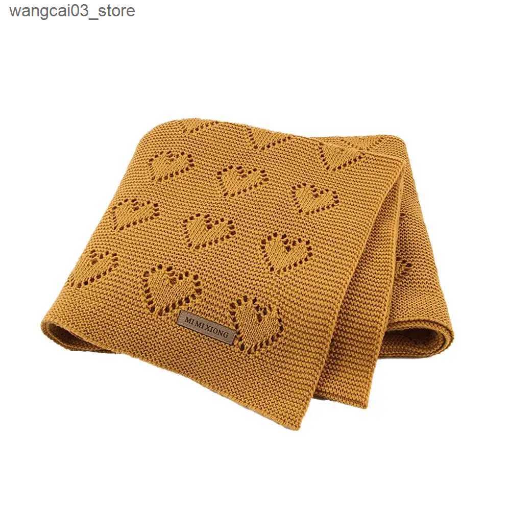Blankets Swaddling New 100x80cm Solid Color Hollow Heart Knit Baby Blanket Bedding Quilt Swaddle Wrap L240910