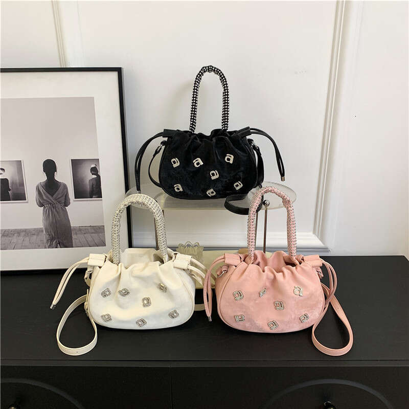 2024 new summer high-end sense niche women's fashion water single shoulder crossbody temperament diamond inlaid armpit bag