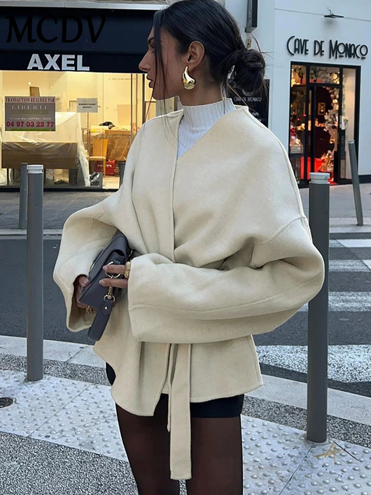 MCDV wool jacket with belt for autumn and winter loose long sleeved warm V-neck womens casual solid office street clothing 241007