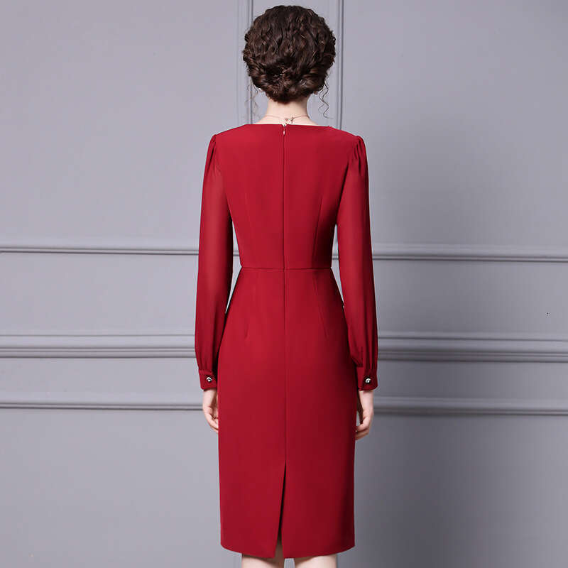 Red Dress Autumn New Collection 2024 High end Nail Diamond Formal Occasion Knee Over Hip Wrap Skirt