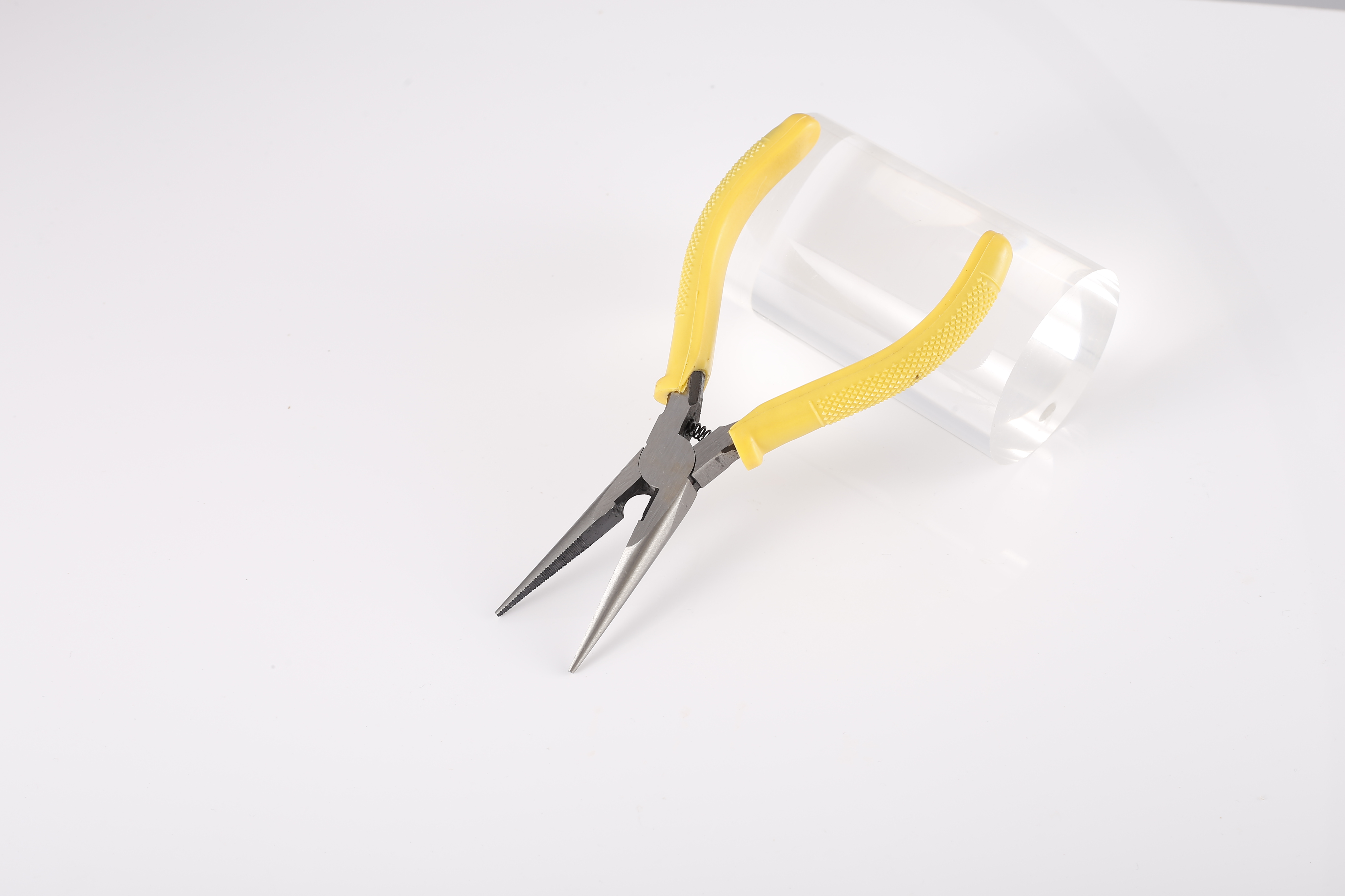 6-inch shaped pliers with spring and functional toothed nose pliers shaped steel wire pliers straight nose fishing pliers