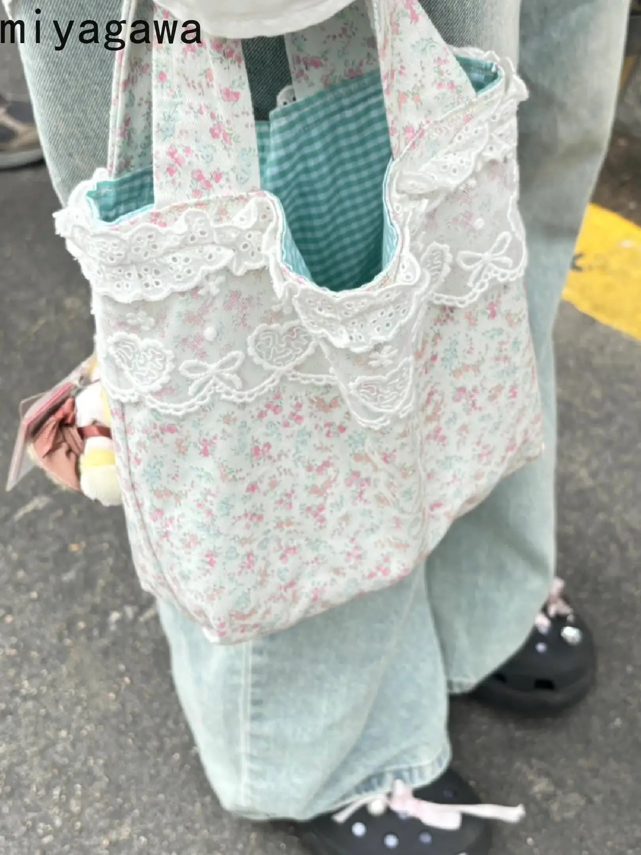 Miyagawa Korean retro large capacity handbag fashionable and casual lace printed sweet single shoulder handbag 241008