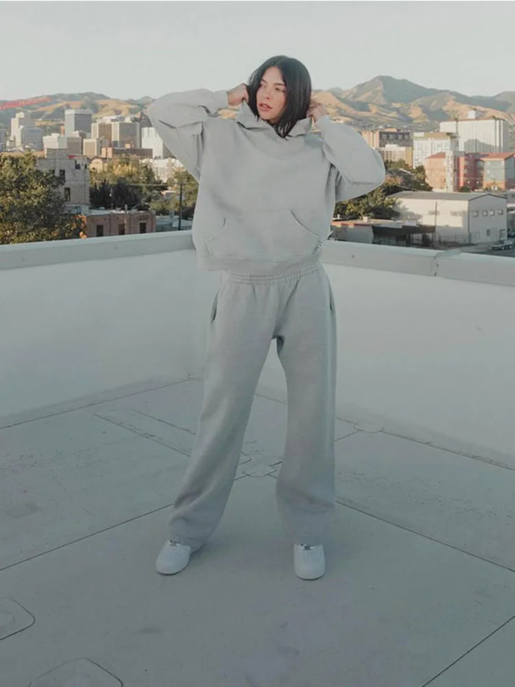 Fashionable Classic Y2k Hoodie Straight Pants 2piece Set Mens Retro Street Style Autumn Sweatshirt Harajuku Sweatpants 241008
