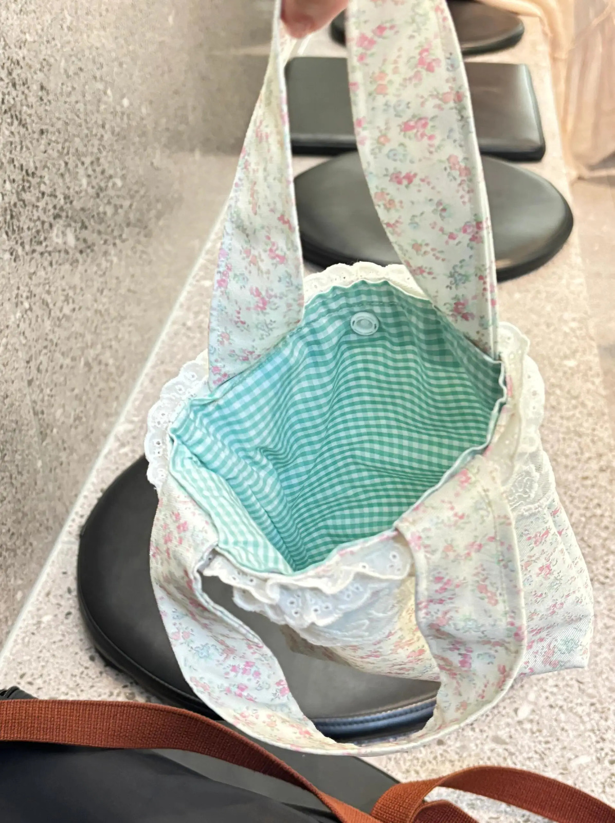 Miyagawa Korean retro large capacity handbag fashionable and casual lace printed sweet single shoulder handbag 241008