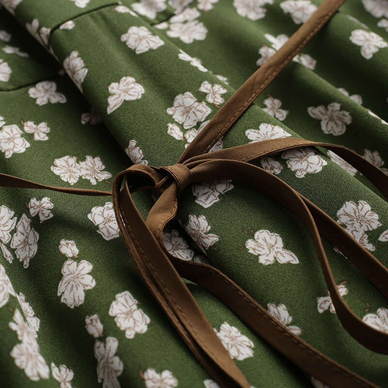 floral 2024 autumn new seaside vacation style V-neck seven quarter sleeve slim fit and slimming dress