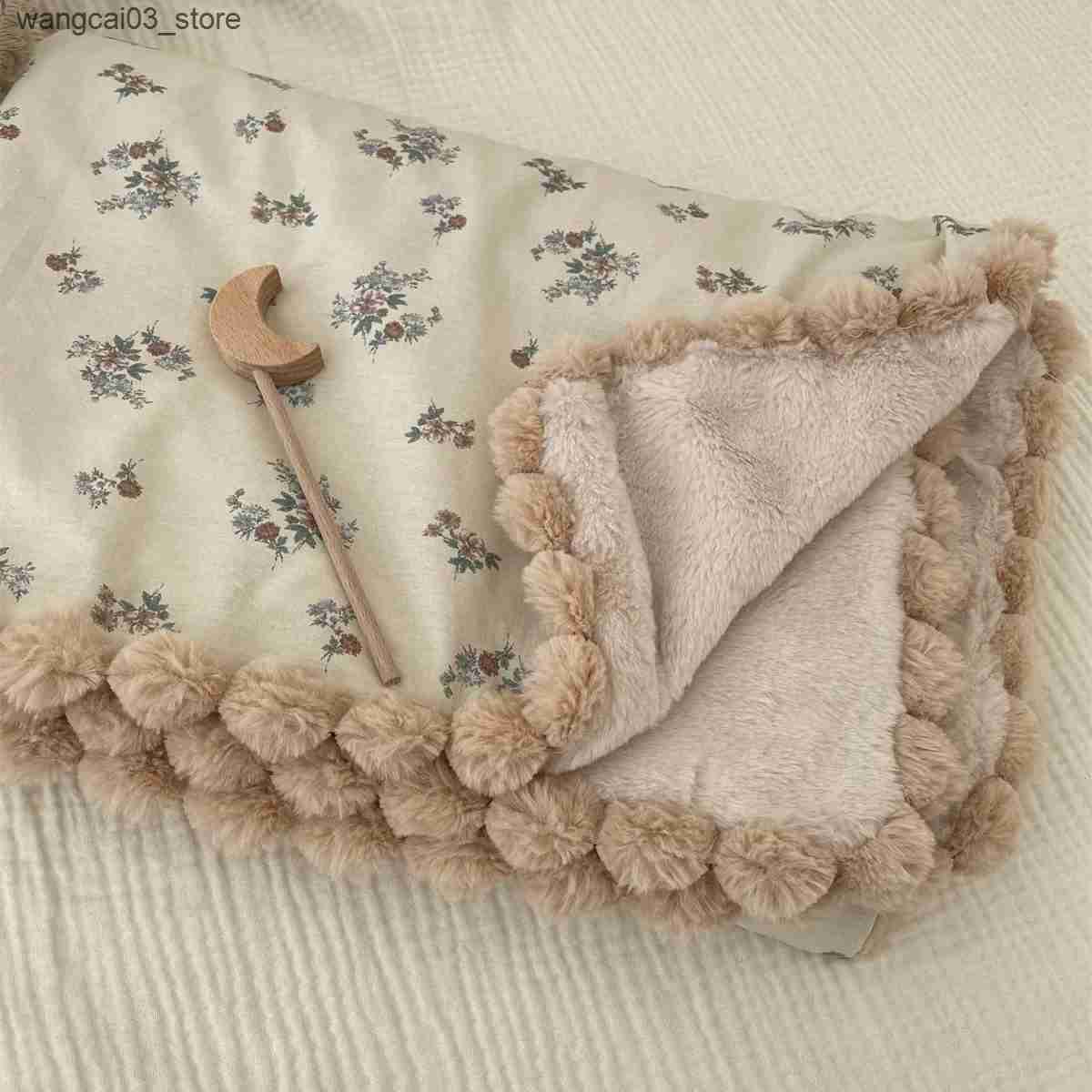 Blankets Swaddling Baby Bedding Blanket Throw Newborn Pompom Baby Blanket Floral Swaddle Wrap Soft Thick Quilt Infant Stroller Sleep Cover Nap L240910