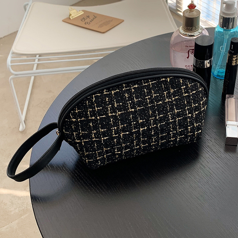 Tote bag new small fragrant woolen makeup bag travel change toiletry bag portable phone storage bag lipstick small bag
